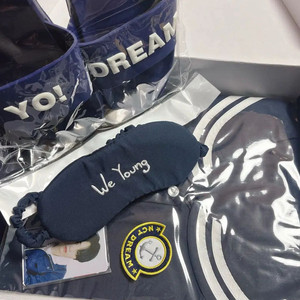 엔드림 세라복 굿즈 풀세트 포토홀더 엔시티 드림 교복 해찬 재민 이미지