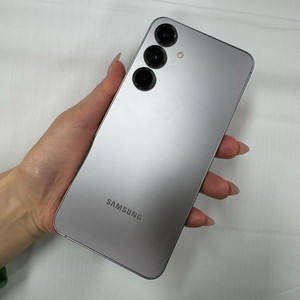 갤럭시S25플러스 256기가 실버 공기계 중고폰매장 최저가 최신폰 알뜰폰 학생폰 세컨폰 퀵가능