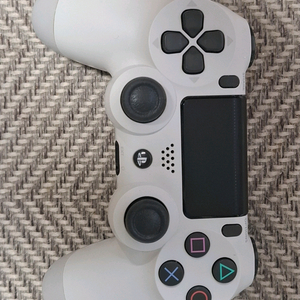 PS4 플스4 신형 듀얼스틱4 22년10월산