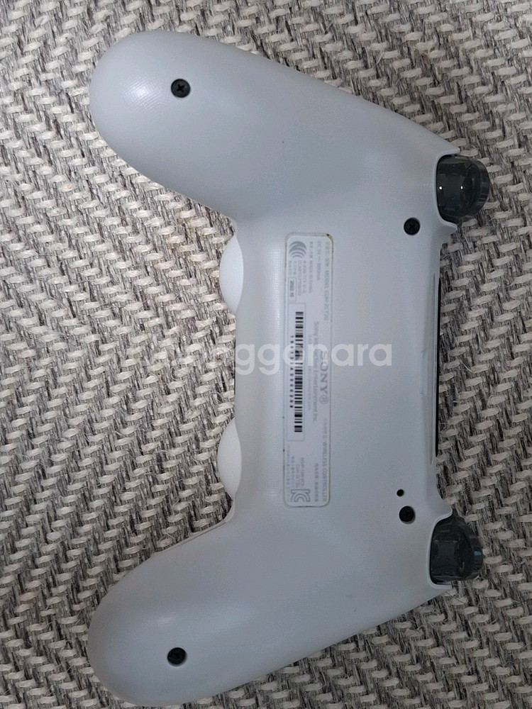 PS4 플스4 신형 듀얼스틱4 22년10월산--1