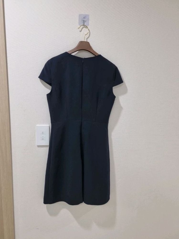 끌로디피에로 레이스 블랙 반팔 원피스--4