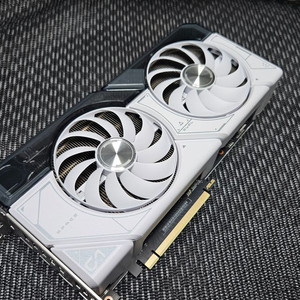 ASUS DUAL 지포스 RTX 4070 O12G OC D6X 12GB White