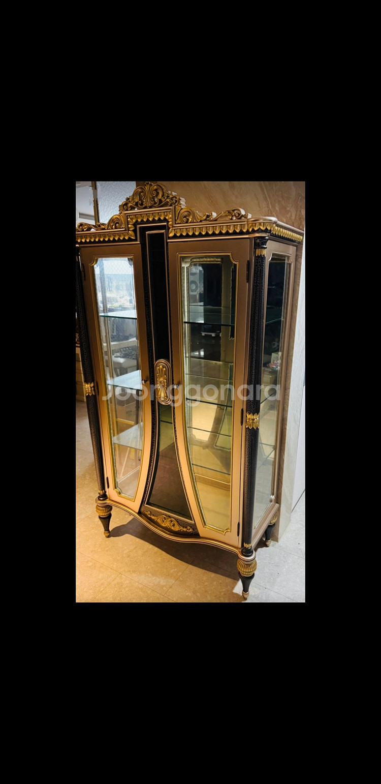 이즈가구 고급 프리미엄 엔틱 골드샴페인 마호가니원목 장식장--0