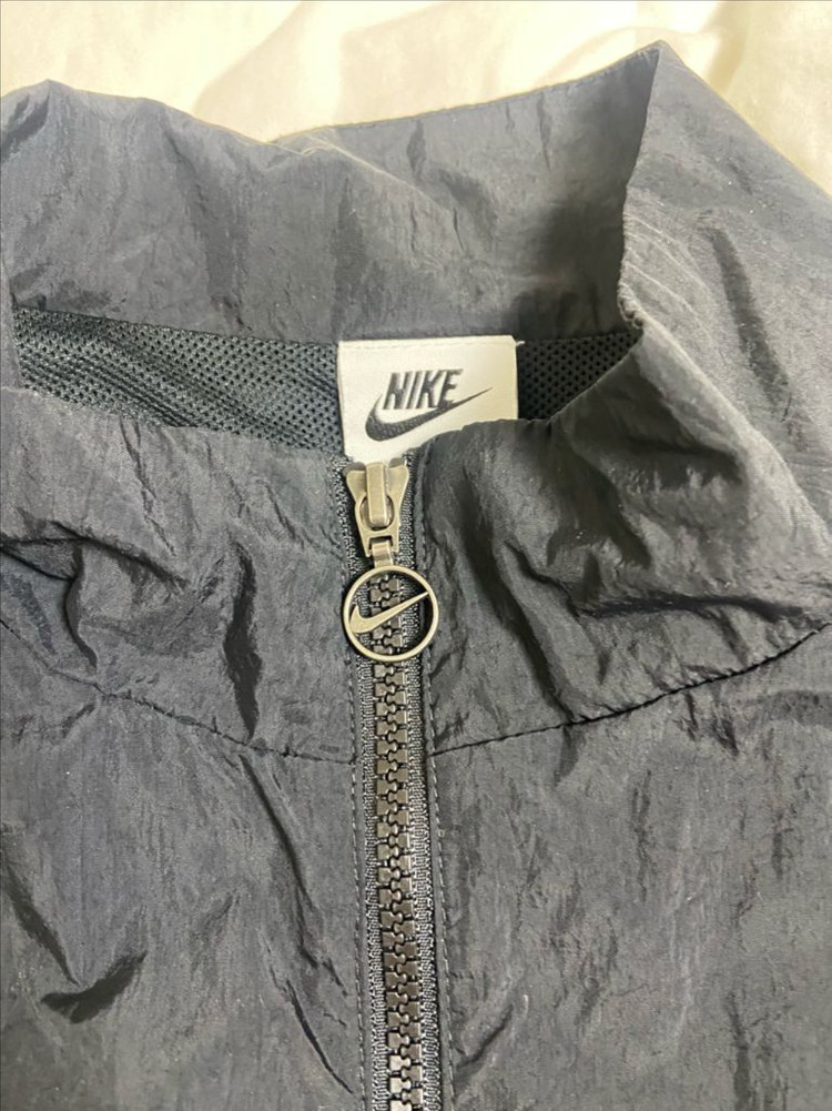 나이키 빅스우시로고 바람막이 이미지