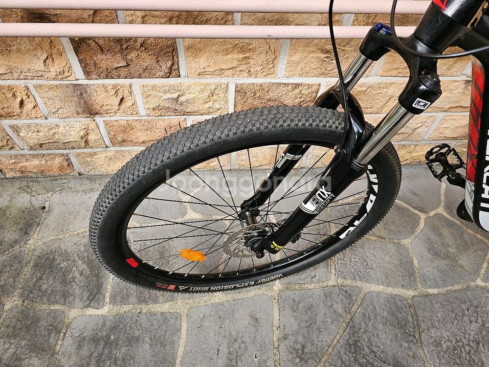 블랙캣 27.5 M3 MTB 자전거 시마노 24단 17.5인치--2