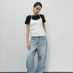 어그스트 청바지 새상품 2사이즈