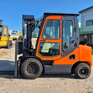 두산지게차 D30S-7 3단, 풀캐빈, 사이드쉬프트,