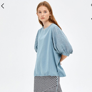 시스템 system 오프화이트컬러 블라우스블록 니트 탑 프리사이즈