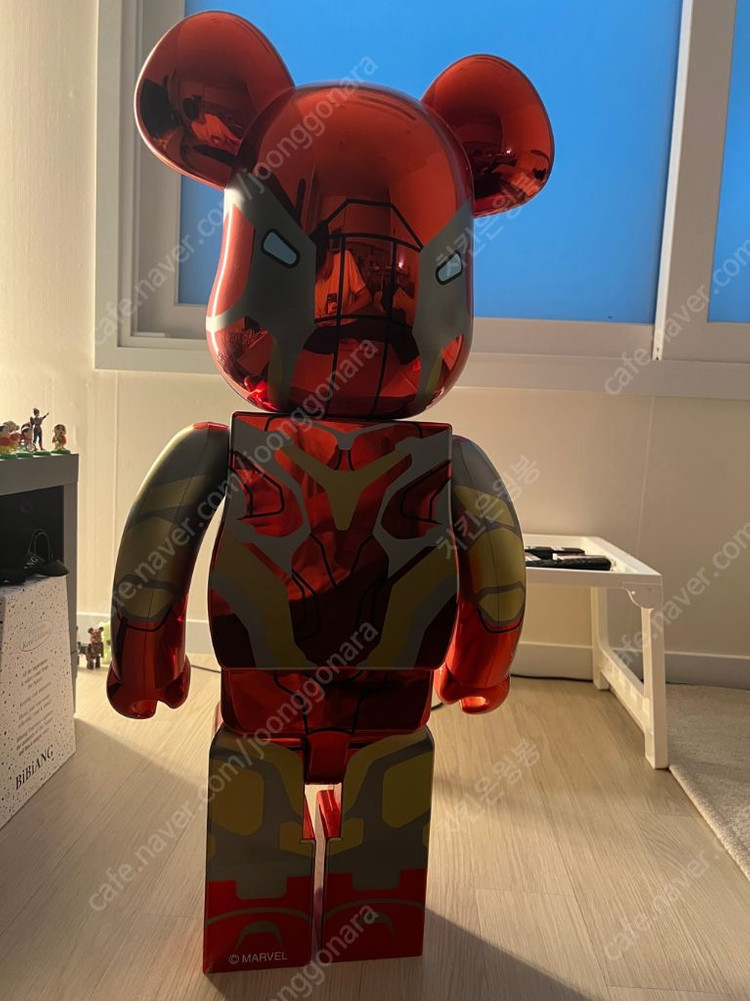 [최저가] 베어브릭 아이언맨 마크85 1000% 크롬 정품 100만원에 판매합니다. 카톤 포함 풀구성 이미지