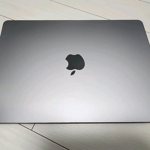 맥북 에어 M2 13인치 8GB/256GB