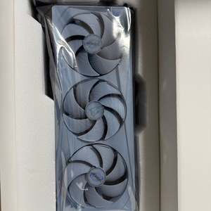 RTX 5080어로스마스터 아이스