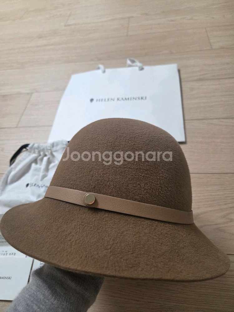 헬렌카민스키 빗지 카멜 m사이즈 신세계 정품--2