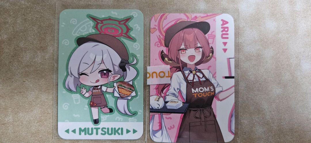 블루아카이브 맘스터치 카드2종--0