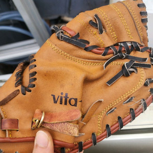 비타 프로 포수미트 야구 글러브 소가죽