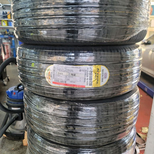 넥센 엔페라 235/55R18 타이어 4개