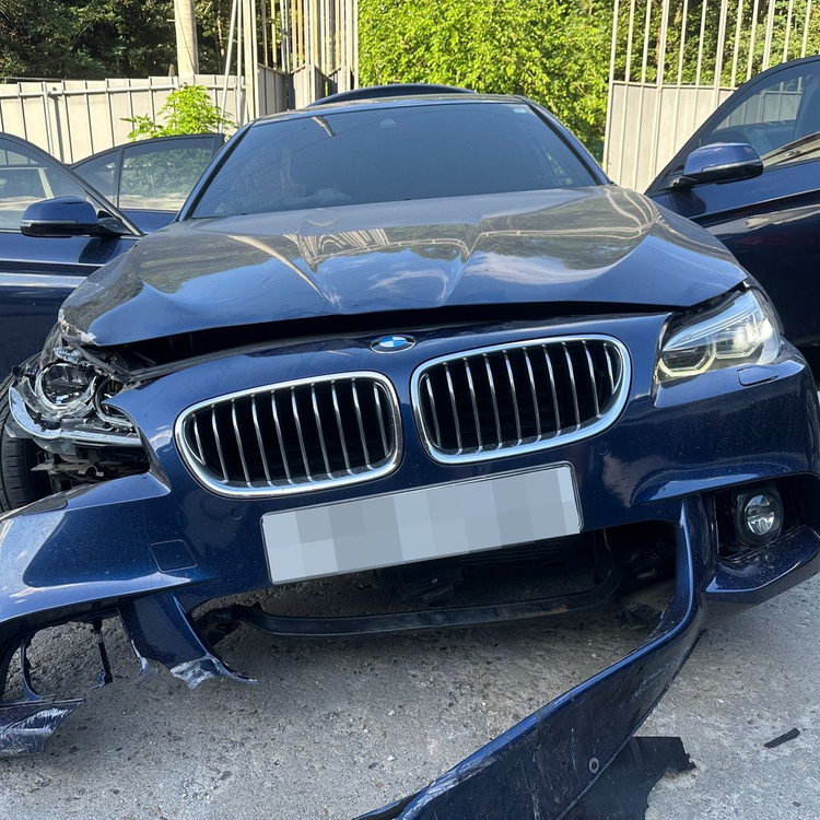 BMW F10 520D LCI 후륜 207777 B47D20A 16년식 주행거리 124,949km 분해 판매합니다--0