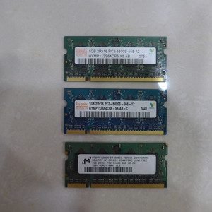 DDR2 1GB 메모리 3개 세트 이미지