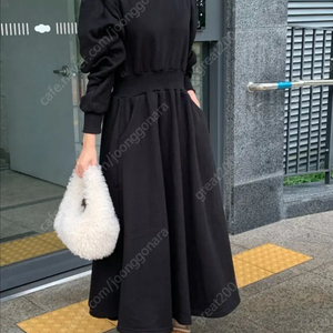 바이씨니 소프트 맨투맨 원피스 블랙