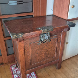 쌀뒤주 판매 합니다.