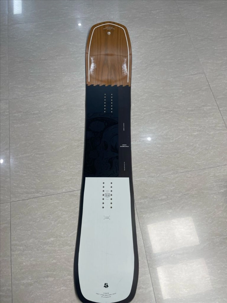 아버 스노우보드 데크 이미지