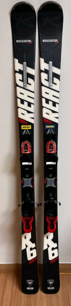 156.110cm스키플레이트. 스키부츠 225.235.240.245.255 팝니다~--2