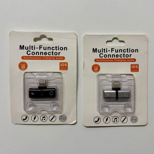 [새제품] 아이폰 8핀 듀얼젠더(이어폰,8핀충전) 2개