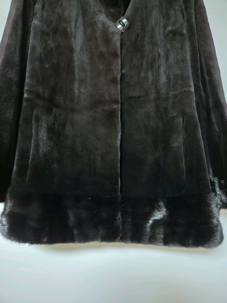 정가 800만원 이상! 루치아노 최 LUCIANO CHOI 로얄 사가 시어드 밍크 코트--2