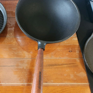 스켑슐트 웍 무쇠 주물