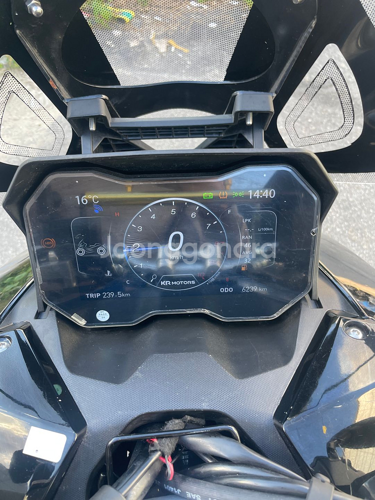 케이윈125 25년 6천키로 배달셋팅 저렴하게판매합니다--9