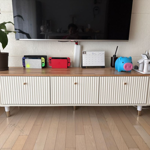 템바보드 TV다이 오크화이트 1800mm 판매해요