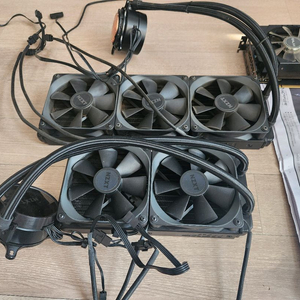 nzxt 수냉쿨러, ddr4 3200 램,rtx2070super그래픽카드