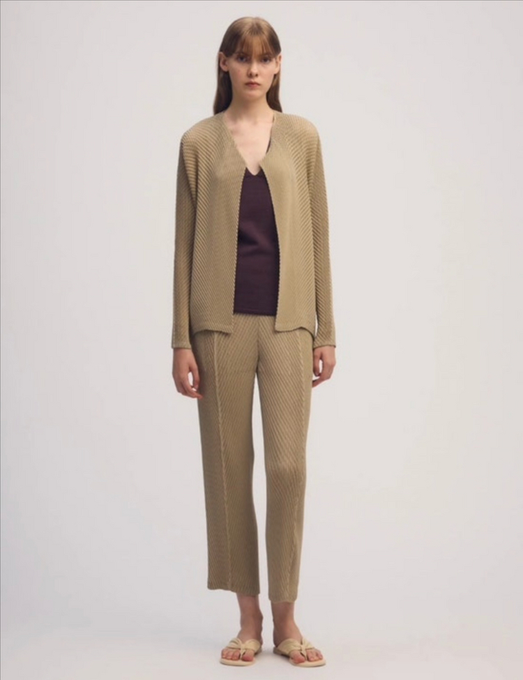 이세이미야케 롬버스 가디건 애쉬 베이지 이미지