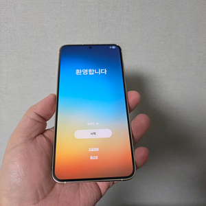 갤럭시 S23플러스 크림 256기가 SS급 팔아요~ 이미지
