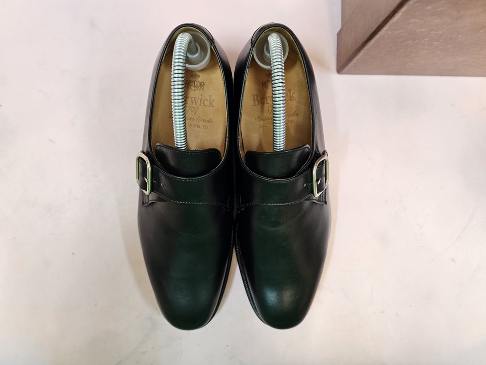 <새상품> 버윅 남성 벨크로 로퍼 구두 250--2