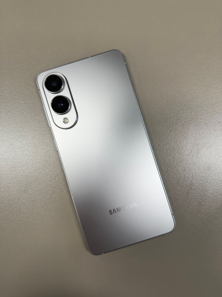 (83만원)갤럭시S25엣지 실버 256G 정상해지 하자일절없는 새폰급 단말기--0