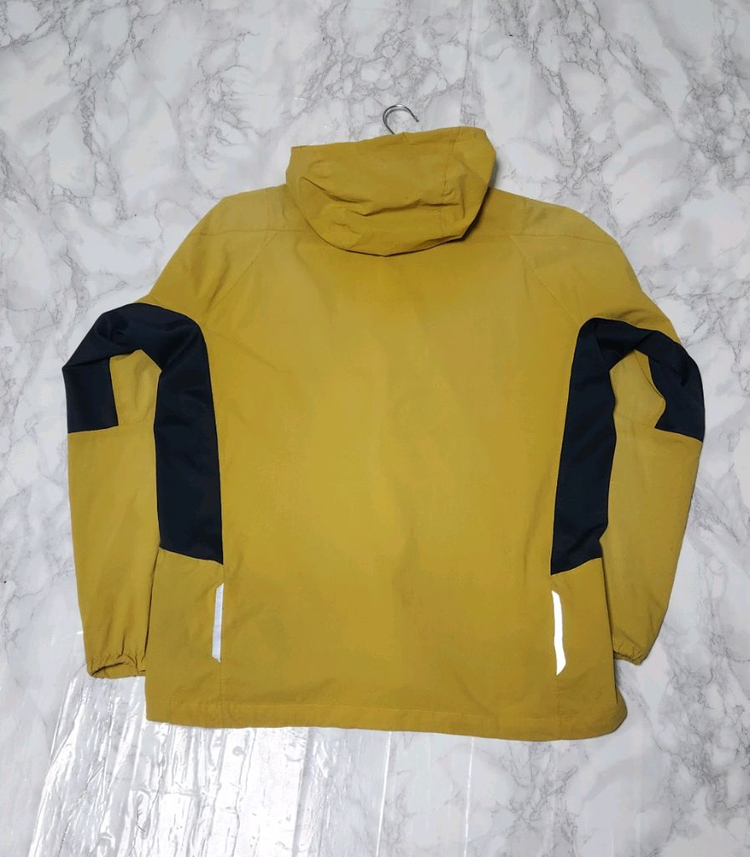 아크테릭스 머스타드 바람막이 자켓 이미지
