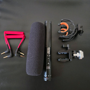 코미카 VM20 지향성 비디오 마이크 & 마이크홀더