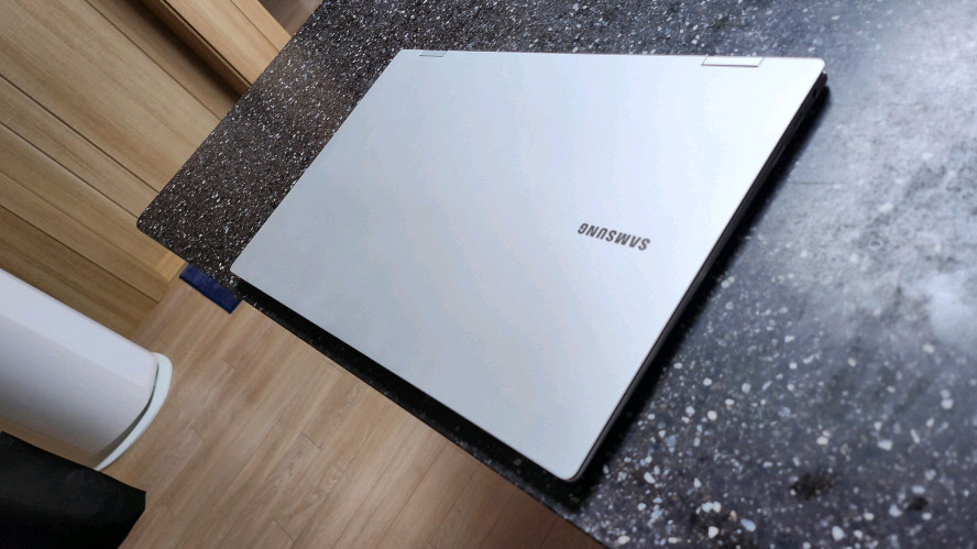 삼성 갤럭시북3 프로360/슈퍼 아몰레드2X/2in1/베이지/i7--3