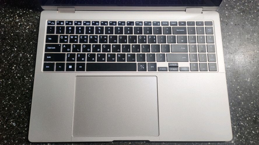 삼성 갤럭시북3 프로360/슈퍼 아몰레드2X/2in1/베이지/i7--4