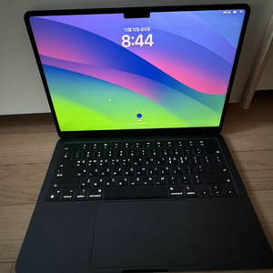 맥북에어 M3 13 8GB 256GB 상태최상