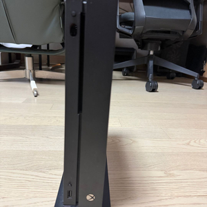 Xbox One X 엑스박스 원 엑스 판매합니다