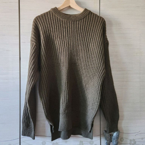 플레인하우스 카키니트 프리사이즈 L정도 거의새옷