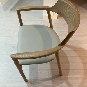 원목 가죽 식탁의자 (일룸-베라)