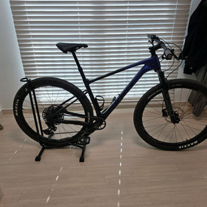 자이언트 엑스티씨 어드밴스 24년식 M사이즈