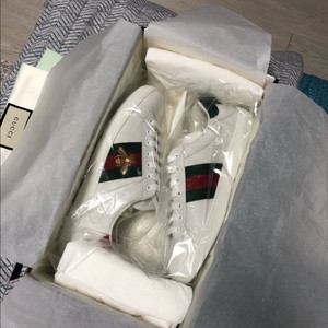 구찌 에이스 꿀벌 자수 스니커즈(265~270mm)