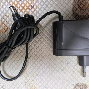 다이슨 진공 청소기 정품충전기(모델 : 17530-07)