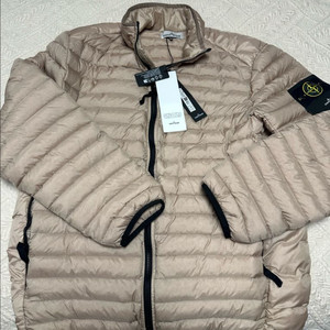 스톤아일랜드 패딩 점퍼