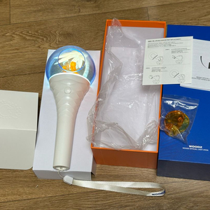 우즈 조승연 응원봉 낭만봉