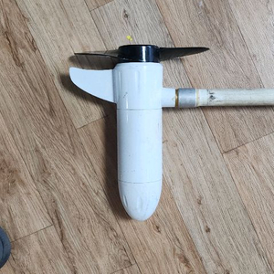 민코타 립타이드 용 교체 모터. 45인치 민코타 정품바에 35파운드 워터스네이크 가이드모타