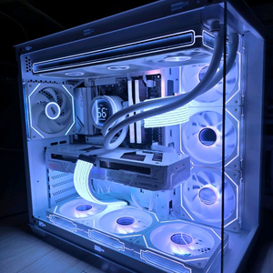 7800X3D RTX5070 화이트PC 이미지